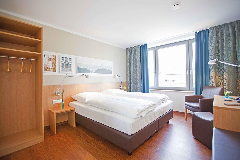 Sebcity Hotel Ellwangen Exterior foto