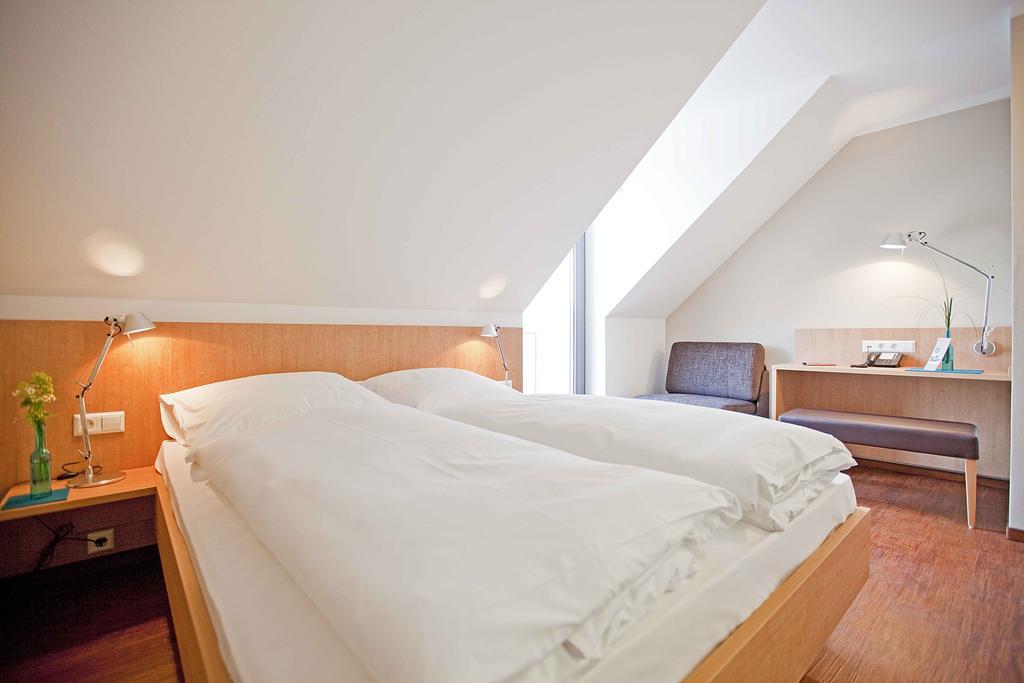 Sebcity Hotel Ellwangen Habitación foto