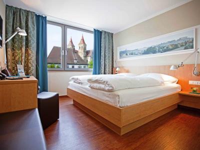 Sebcity Hotel Ellwangen Exterior foto